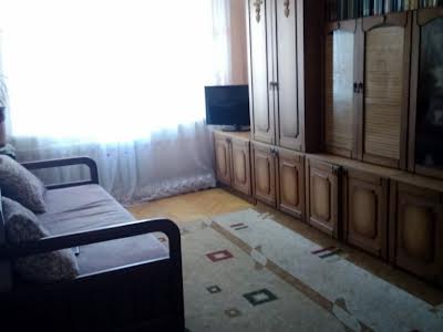 квартира за адресою Прирічна вул., 27