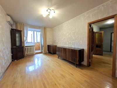 квартира за адресою Київ, Драгоманова вул., 17