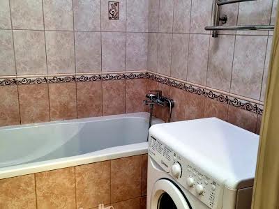 квартира по адресу Александровская ул., 1