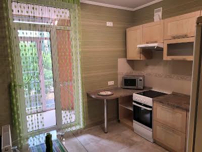 квартира за адресою Регенераторна вул., 4к2