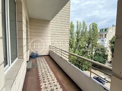 квартира за адресою Ярославів Вал вул., 15-А