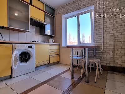 квартира за адресою Віктора Ярмоли вул., 28/32