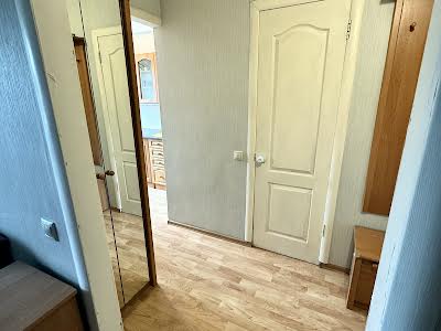 квартира за адресою Введенська вул., 42