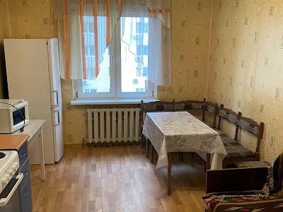 квартира за адресою Урлівська вул., 34