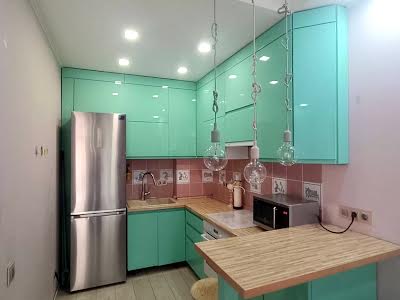 квартира за адресою Регенераторна вул., 4