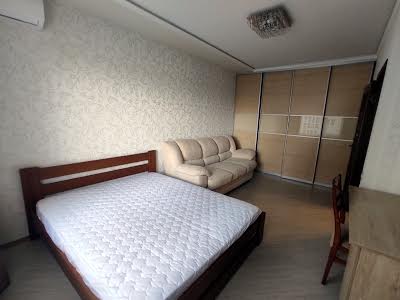 квартира по адресу Бориса Гмыри ул., 16