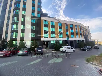 квартира за адресою Героїв Небесної Сотні просп., 16/10
