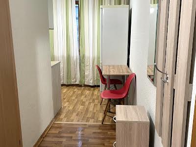 квартира за адресою Мілютенка вул., 11