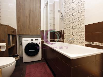 квартира за адресою Миколи Амосова вул., 4