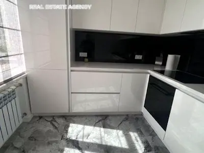 квартира по адресу вул. Юнацька, 6