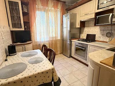 квартира по адресу Николая Закревского ул., 71