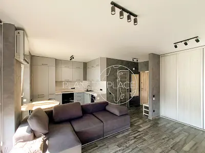 квартира за адресою Набережна вул., 8д