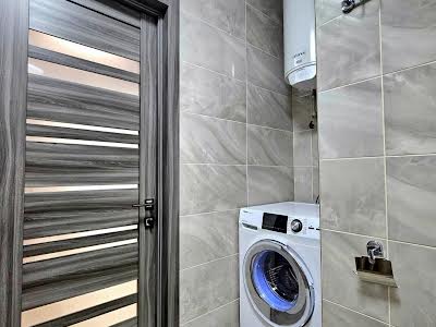 квартира по адресу Олеся Бердника ул., 1-В