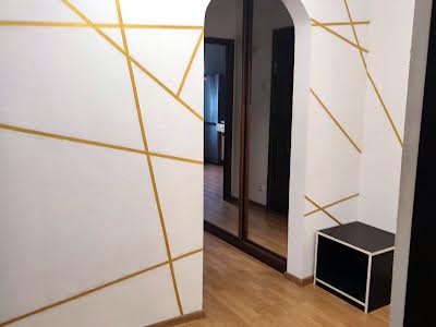 квартира за адресою Драгоманова вул., 8-Б
