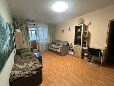 квартира по адресу Київська ул., 20