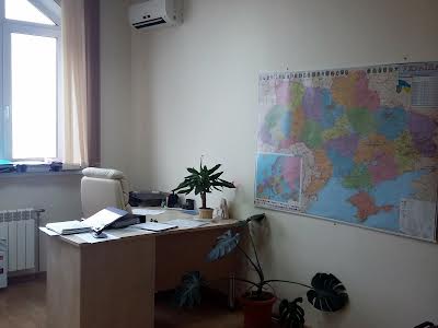 коммерческая по адресу Гната Хоткевича ул. (Красногвардейская), 10
