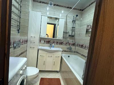 квартира за адресою Бориса Гмирі вул., 18