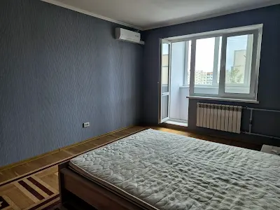 квартира за адресою Володимира Івасюка просп. (Героїв Сталінграду), 63