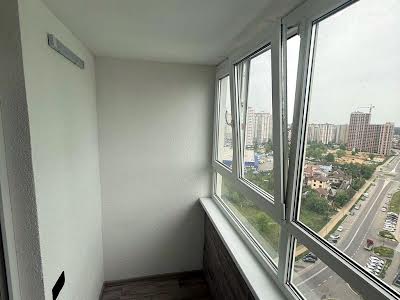 квартира за адресою Бровари, Василя Симоненка вул., 107
