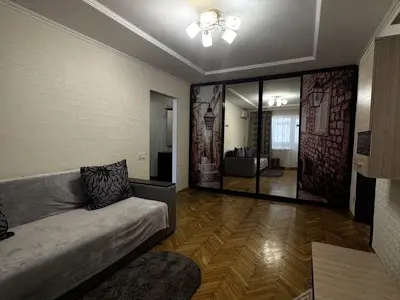 квартира за адресою Харківське шосе, 4