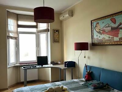 квартира по адресу Кловский спуск, 5