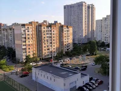 квартира за адресою Драгоманова вул., 5