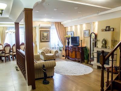 квартира по адресу Парусная ул. (Героев Сталинграда), 3