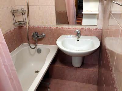 квартира за адресою Севастопольська вул., 19
