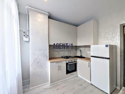 квартира за адресою Садова вул., 51Б