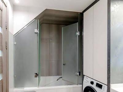 квартира за адресою Регенераторна вул., 4
