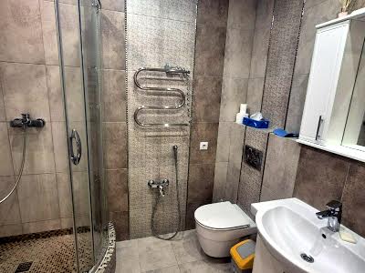 квартира за адресою Регенераторна вул., 4