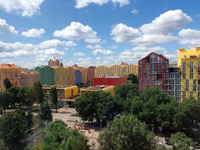 квартира за адресою Регенераторна вул., 4 к17