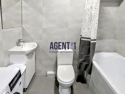 квартира за адресою Садова вул., 51Б