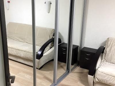 квартира за адресою Жулянська вул., 1Г