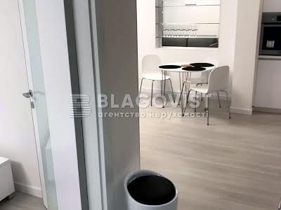 квартира за адресою Богдана Хмельницького вул., 50