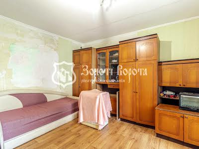 квартира за адресою Петропавлівська вул., 13/8