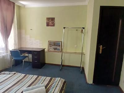 квартира за адресою Воздвиженська вул., 60