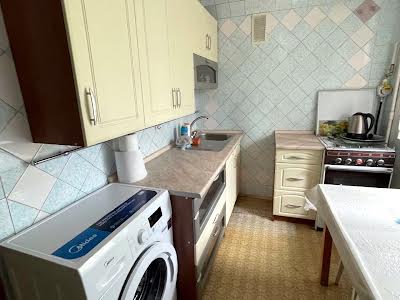квартира за адресою Чорнобильська вул., 13
