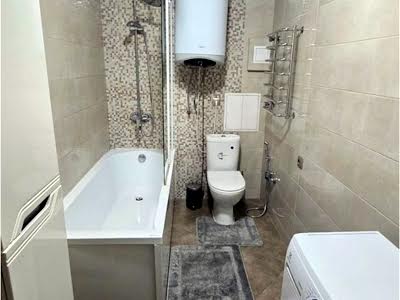 квартира за адресою Бакинська вул., 37д