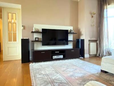 будинок за адресою Центральна вул., 505