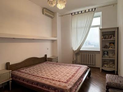 квартира за адресою Святослава Хороброго вул., 7