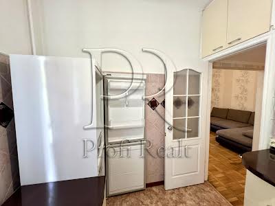 квартира за адресою Машинобудівна вул., 34