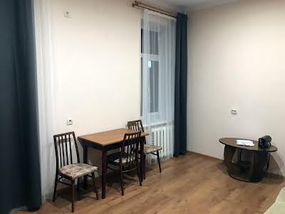 квартира за адресою Студентська вул., 11