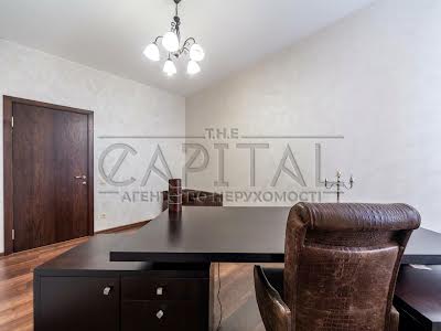 квартира за адресою Коперника вул., 11