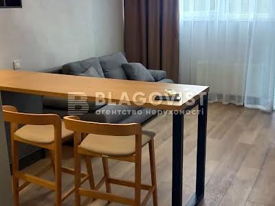 квартира за адресою Київ, Загорівська вул. (Багговутівська), 25