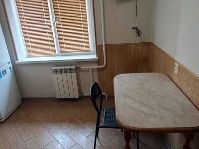 квартира за адресою Світлицького вул., 30/20а