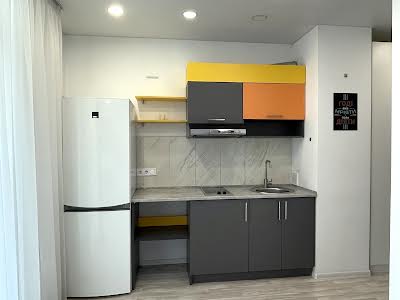 квартира за адресою Київ, Салютна вул., 2к4
