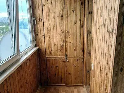 квартира за адресою Богатирська вул., 6/1