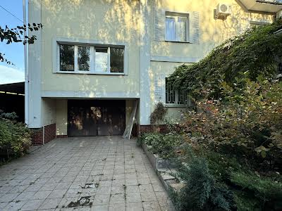 комерційна за адресою с. Софіївська борщагівка, Зоряна вул., 8