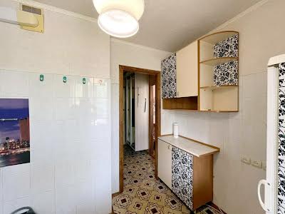 квартира за адресою Космонавта Поповича вул. (Космонавта Волкова), 14